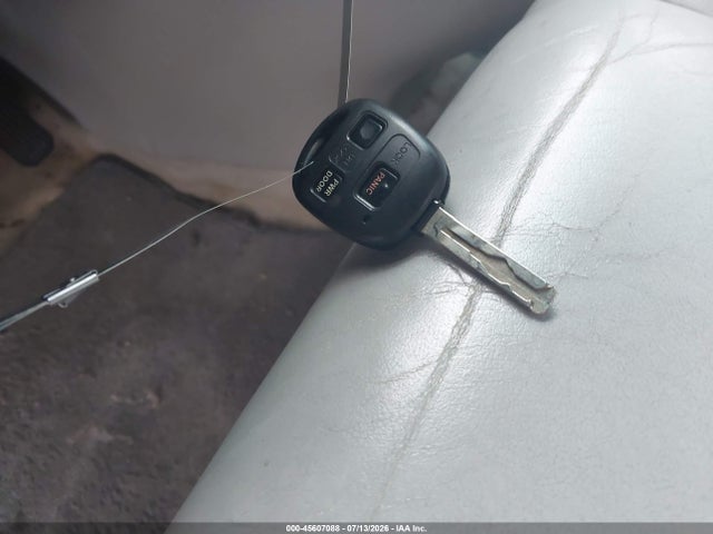 45607088 :رقم المزاد ، JTJHA31U640042856 vin ، 2004 Lexus Rx 330 مزاد بيع
