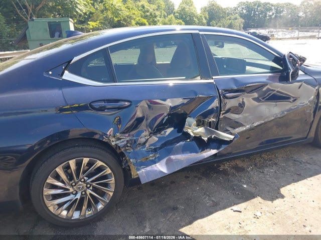 2024 Lexus Es 300h Ultra Luxury მანქანა იყიდება აუქციონზე, vin: 58AFA1C14RU039993, აუქციონის ნომერი: 45607114