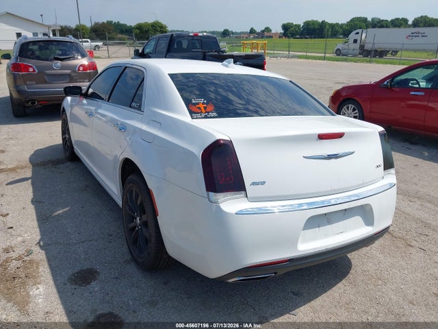 45607196 :رقم المزاد ، 2C3CCAKG5JH160185 vin ، 2018 Chrysler 300 Limited Awd مزاد بيع