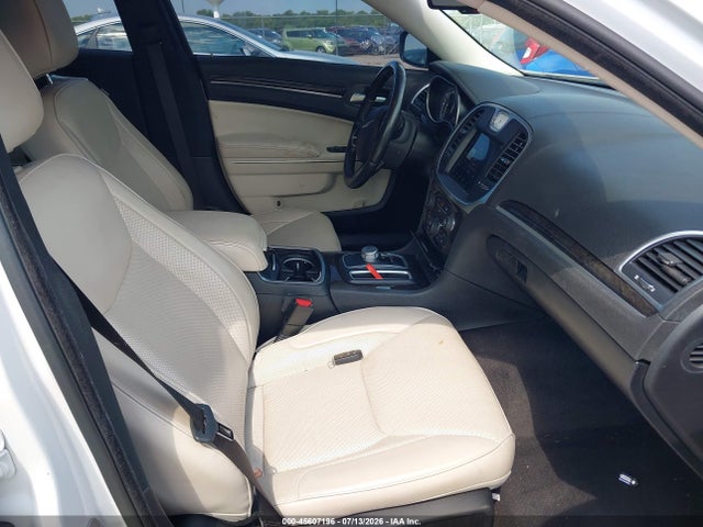 45607196 :رقم المزاد ، 2C3CCAKG5JH160185 vin ، 2018 Chrysler 300 Limited Awd مزاد بيع