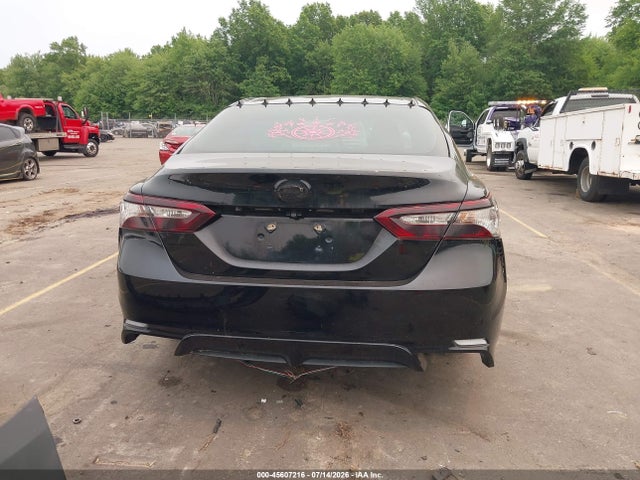 Продажа на аукционе авто 2018 Toyota Camry Se, vin: 4T1B11HK3JU594302, номер лота: 45607216