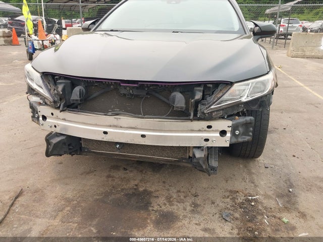 Продажа на аукционе авто 2018 Toyota Camry Se, vin: 4T1B11HK3JU594302, номер лота: 45607216