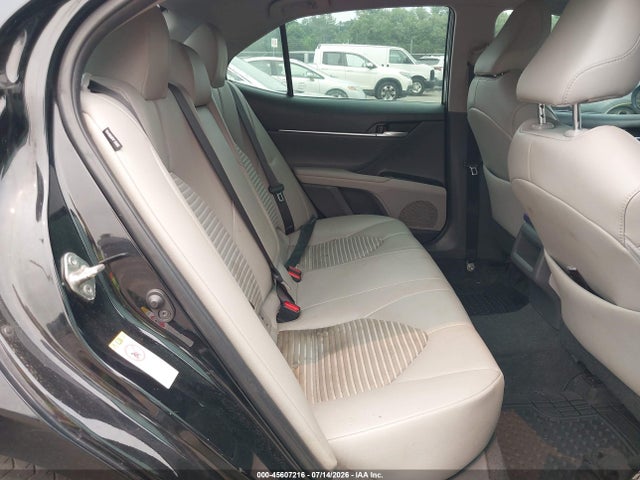 Продажа на аукционе авто 2018 Toyota Camry Se, vin: 4T1B11HK3JU594302, номер лота: 45607216