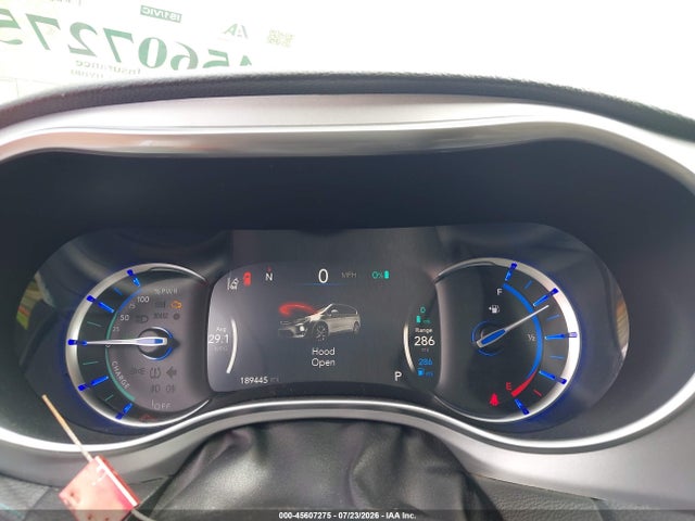 Продажа на аукционе авто 2018 Chrysler Pacifica Hybrid Limited, vin: 2C4RC1N76JR356972, номер лота: 45607275