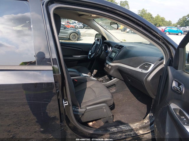 45607282 :رقم المزاد ، 3C4PDDBG3JT306098 vin ، 2018 Dodge Journey Sxt Awd مزاد بيع