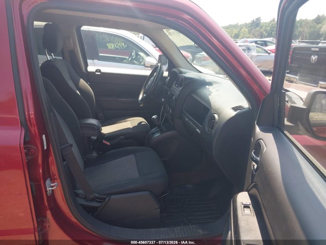 1C4NJRFB2ED713952 Jeep Patriot Latitude