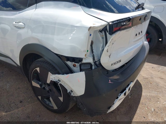 2026 Nissan Kicks Sr მანქანა იყიდება აუქციონზე, vin: 3N8AP6DC1TL329907, აუქციონის ნომერი: 45607342