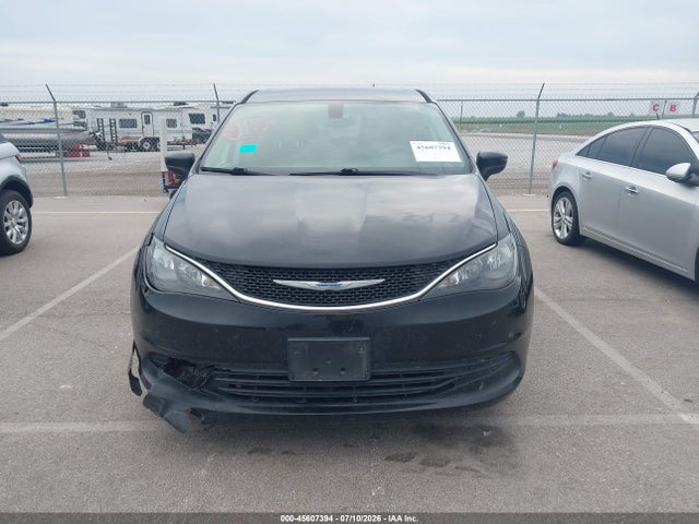 45607394 :رقم المزاد ، 2C4RC1CG1HR522005 vin ، 2017 Chrysler Pacifica Lx مزاد بيع