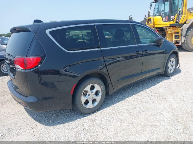 45607394 :رقم المزاد ، 2C4RC1CG1HR522005 vin ، 2017 Chrysler Pacifica Lx مزاد بيع