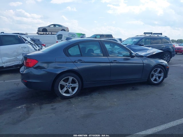 45607406 :رقم المزاد ، WBA3C3G53ENS69933 vin ، 2014 Bmw 320i Xdrive مزاد بيع