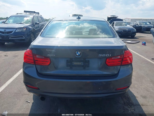 45607406 :رقم المزاد ، WBA3C3G53ENS69933 vin ، 2014 Bmw 320i Xdrive مزاد بيع