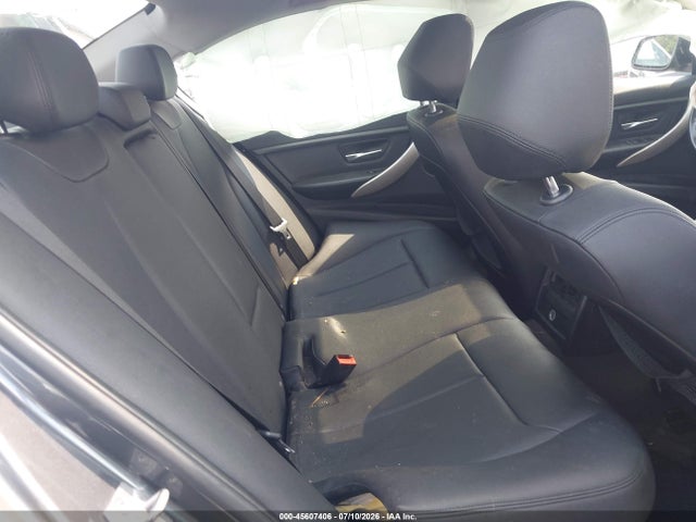 45607406 :رقم المزاد ، WBA3C3G53ENS69933 vin ، 2014 Bmw 320i Xdrive مزاد بيع