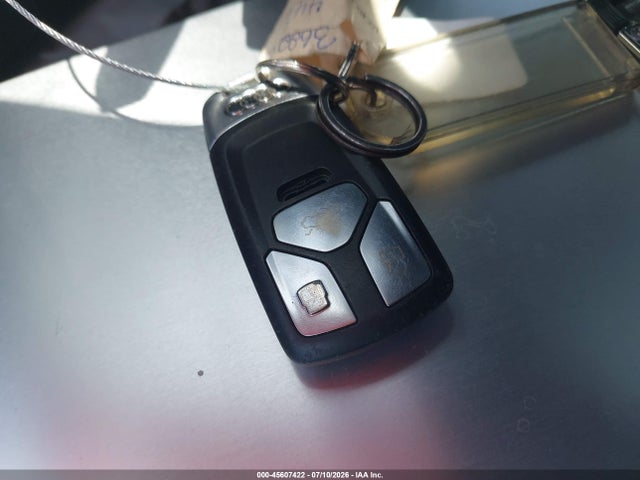 Продажа на аукционе авто 2017 Audi A4 Prestige, vin: WAUFNAF43HN069997, номер лота: 45607422