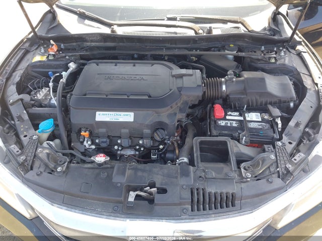 1HGCR3F91HA038810 Honda Accord Touring V6
