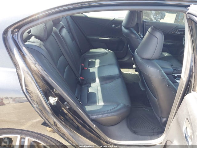 1HGCR3F91HA038810 Honda Accord Touring V6