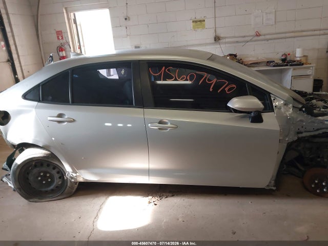 Продаж на аукціоні авто 2022 Toyota Corolla Le, vin: JTDEPMAE9N3012642, номер лоту: 45607470