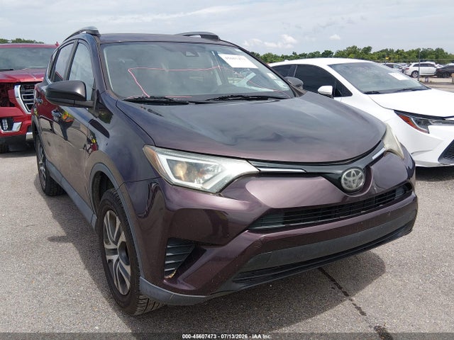 Toyota RAV4 LE 2017 2T3ZFREV8HW328160 Image 1