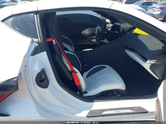 1G1YC2D47P5502562 Chevrolet Corvette Stingray Rwd 3lt