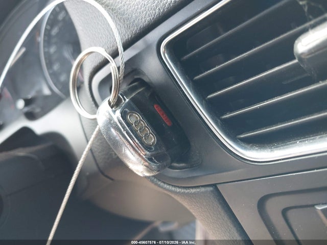 45607576 :رقم المزاد ، WA1LKAFP3AA020511 vin ، 2010 Audi Q5 3.2 Premium مزاد بيع