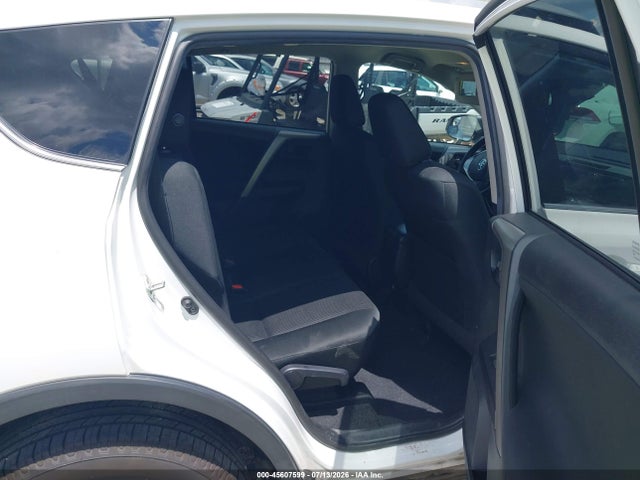 2018 Toyota Rav4 Le მანქანა იყიდება აუქციონზე, vin: 2T3ZFREV4JW447913, აუქციონის ნომერი: 45607599