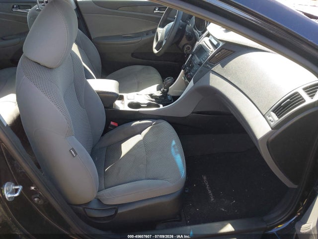 5NPEB4AC2EH814211 Hyundai SONATA GLS