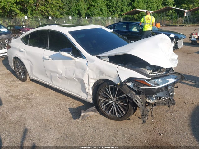 Продажа на аукционе авто 2022 Lexus Es 350, vin: 58ADZ1B15NU125678, номер лота: 45607612