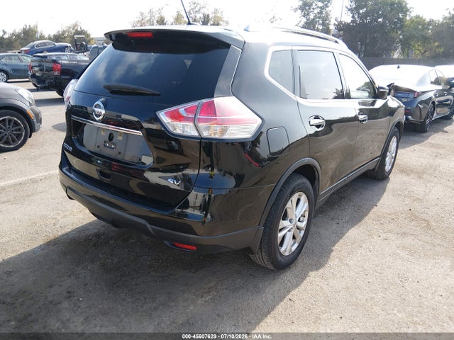 KNMAT2MT8FP556021 Nissan ROGUE SV