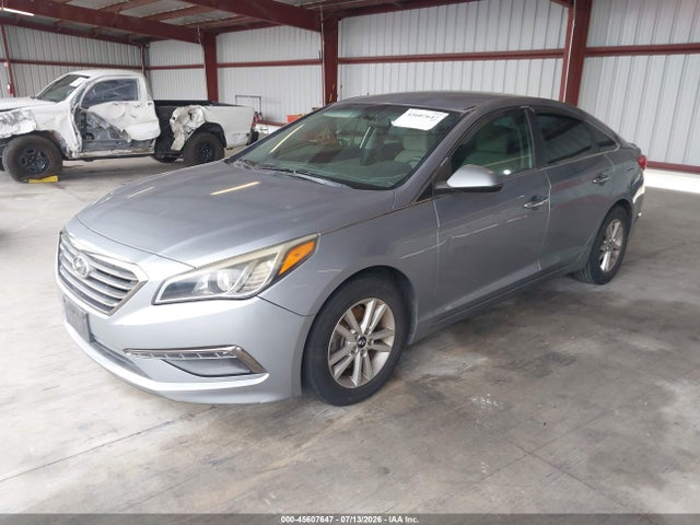 Hyundai SONATA SE 2015 5NPE24AF8FH118335 Image 2