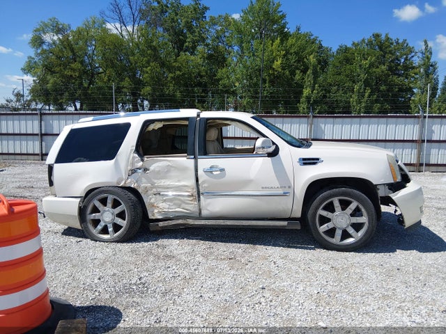 45607688 :رقم المزاد ، 1GYFK63848R174745 vin ، 2008 Cadillac Escalade مزاد بيع