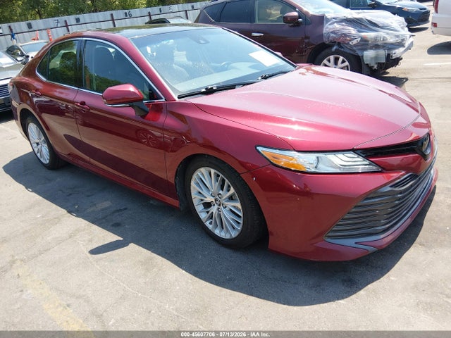 Toyota CAMRY XLE 2019 4T1B11HK0KU722190 головне зображення