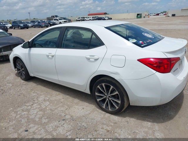 Toyota COROLLA SE 2017 5YFBURHE2HP672063 Image 3