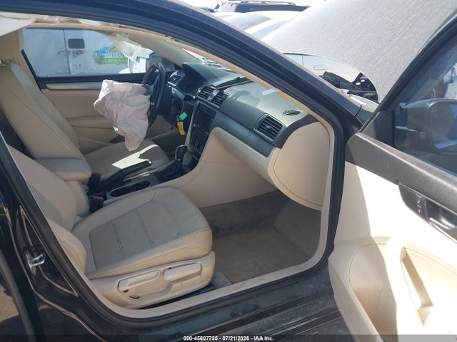 Aukcja sprzedaży 2015 Volkswagen Passat 1.8t Se, vin: 1VWBS7A31FC035266, numer aukcji: 45607735