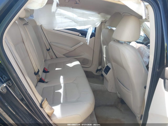 Aukcja sprzedaży 2015 Volkswagen Passat 1.8t Se, vin: 1VWBS7A31FC035266, numer aukcji: 45607735