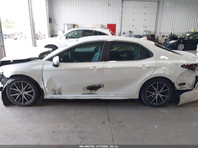 Продаж на аукціоні авто 2024 Toyota Camry Se, vin: 4T1G11BK7RU111615, номер лоту: 45607766