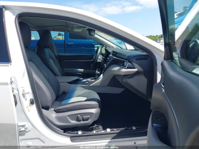 2018 Toyota Camry Hybrid Xle მანქანა იყიდება აუქციონზე, vin: 4T1B21HK9JU001829, აუქციონის ნომერი: 45607774