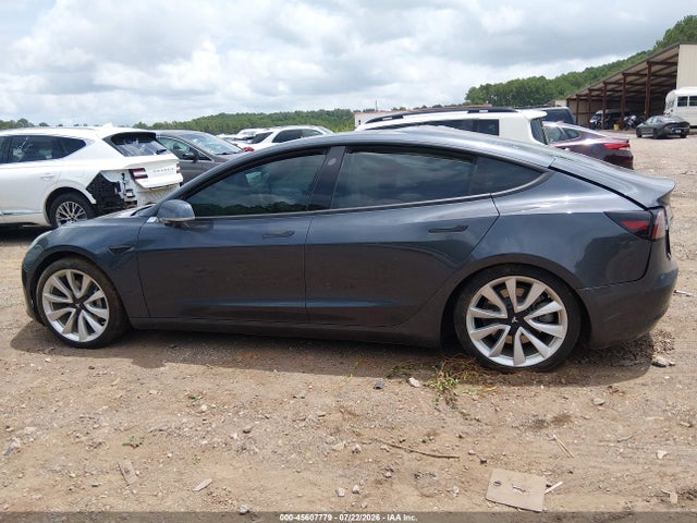 Продажа на аукционе авто 2018 Tesla Model 3 Long Range/performance, vin: 5YJ3E1EB6JF068837, номер лота: 45607779