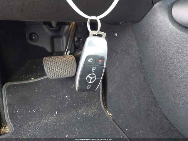 2021 Mercedes-benz Glb 250 მანქანა იყიდება აუქციონზე, vin: W1N4M4GB8MW080390, აუქციონის ნომერი: 45607780