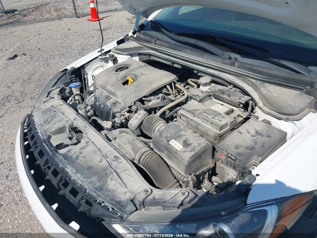 45607794 :رقم المزاد ، 5NPD74LF8HH200417 vin ، 2017 Hyundai Elantra Se مزاد بيع