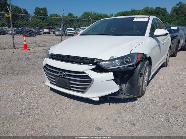 45607794 :رقم المزاد ، 5NPD74LF8HH200417 vin ، 2017 Hyundai Elantra Se مزاد بيع