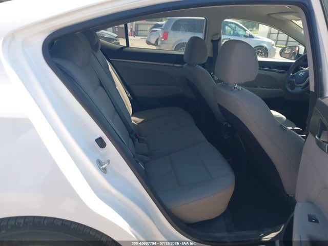45607794 :رقم المزاد ، 5NPD74LF8HH200417 vin ، 2017 Hyundai Elantra Se مزاد بيع