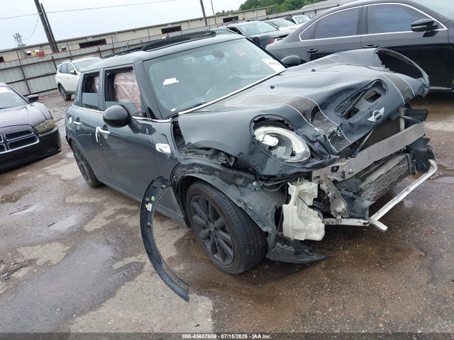 Продаж на аукціоні авто 2015 Mini Hardtop Cooper S, vin: WMWXU3C52F2B55755, номер лоту: 45607806