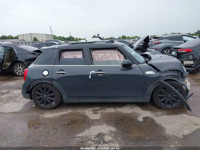 Продаж на аукціоні авто 2015 Mini Hardtop Cooper S, vin: WMWXU3C52F2B55755, номер лоту: 45607806