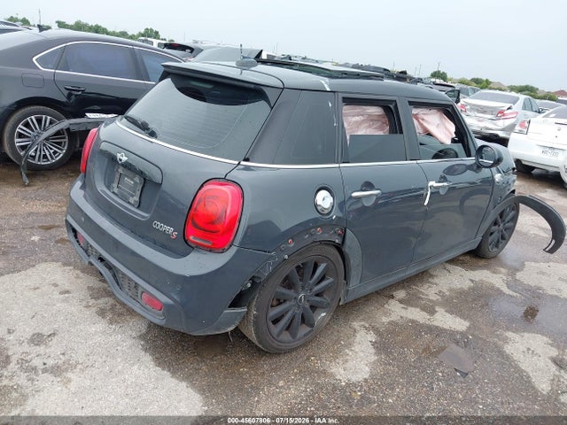 Продаж на аукціоні авто 2015 Mini Hardtop Cooper S, vin: WMWXU3C52F2B55755, номер лоту: 45607806