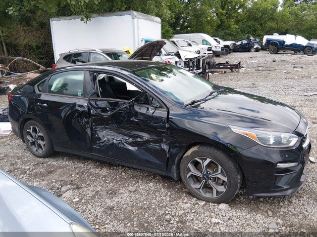 2020 Kia Forte Lxs მანქანა იყიდება აუქციონზე, vin: 3KPF24AD5LE236409, აუქციონის ნომერი: 45607848