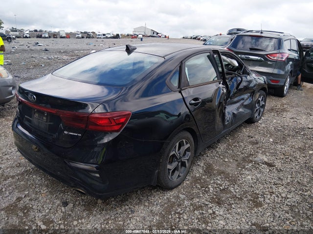 2020 Kia Forte Lxs მანქანა იყიდება აუქციონზე, vin: 3KPF24AD5LE236409, აუქციონის ნომერი: 45607848