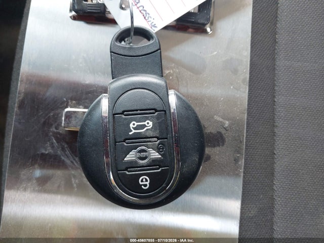 Продажа на аукционе авто 2017 Mini Clubman Cooper, vin: WMWLN5C39H2E33897, номер лота: 45607855