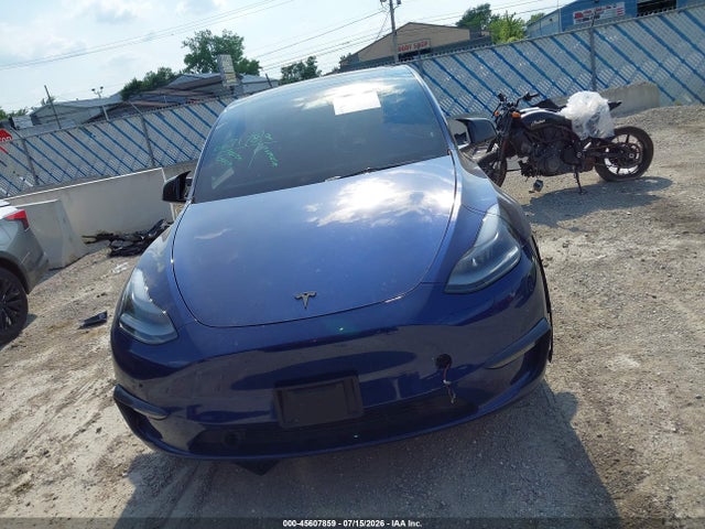 Продажа на аукционе авто 2023 Tesla Model Y Performance Dual Motor All-wheel Drive, vin: 7SAYGDEF7PF667178, номер лота: 45607859