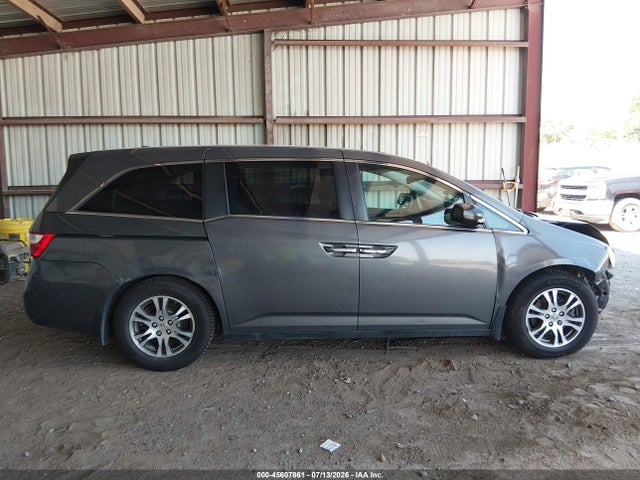 45607861 :رقم المزاد ، 5FNRL5H64DB091382 vin ، 2013 Honda Odyssey Ex-l مزاد بيع