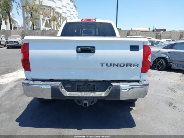 5TFRY5F13EX156769 Toyota Tundra Sr5 5.7l V8