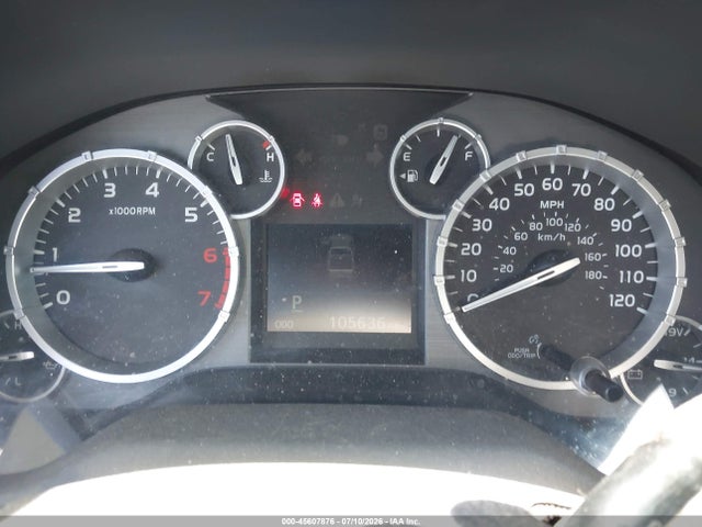 5TFRY5F13EX156769 Toyota Tundra Sr5 5.7l V8